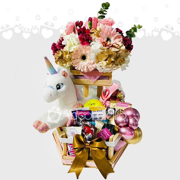 Regalo día de la mujer  Ancheta para Una Mujer Extraordinaria en Medellín Pedido Con Dos Días De Anticipación  